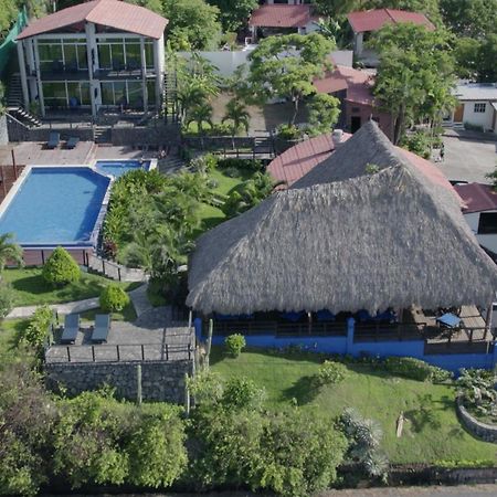 לה ליברטאד Kayu Surf Resort מראה חיצוני תמונה